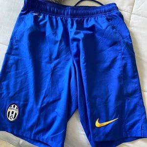 NIKE JUVENTUS MENS SMALL SHORTS